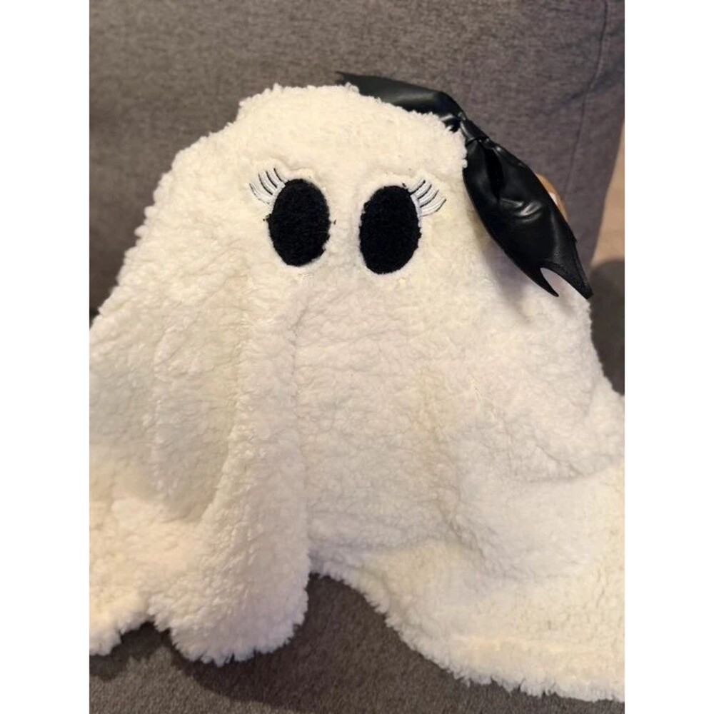 Gloria The Ghost Pillow 11” x 13”- NWT
